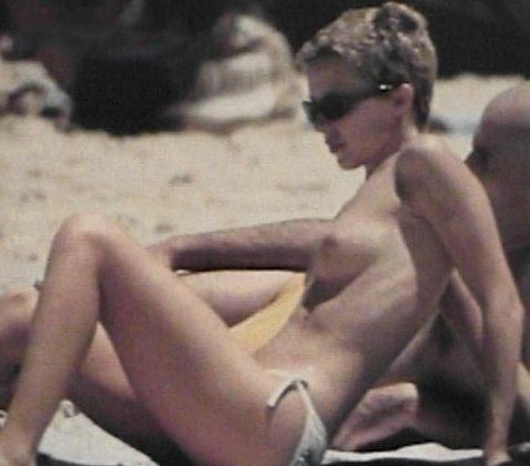 Kylie Minogue Se Kone N Odhalila Nahefoto Cz Nah Celebrity V Pornu A Erotice Porno Fotky
