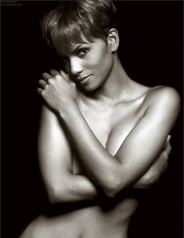 Halle Berry Does A Completely Nude Photo Shoot Nudestan Naked
