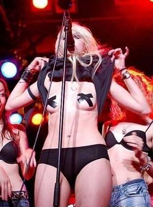 Taylor Momsen nahá a její rajcovní foto Nahefoto cz Nahé celebrity v pornu a erotice Porno