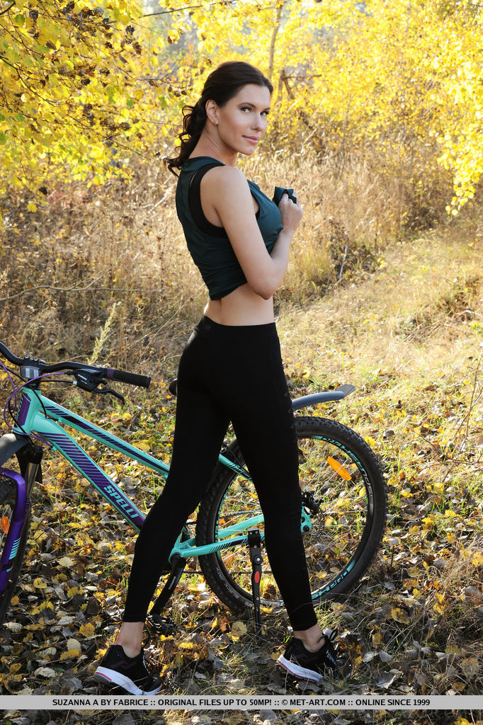 Велосипедистка Сюзанна. Фото - 2