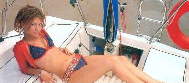 Camila Bordonaba desnuda de cuerpo completo
