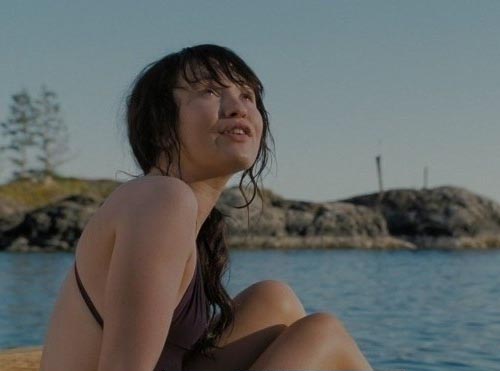 Emily Browning Nude. Photo - 10