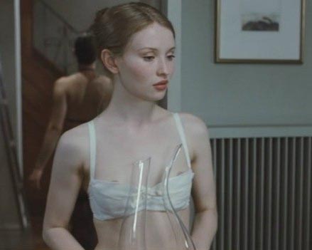 Emily Browning Nackt. Foto - 15
